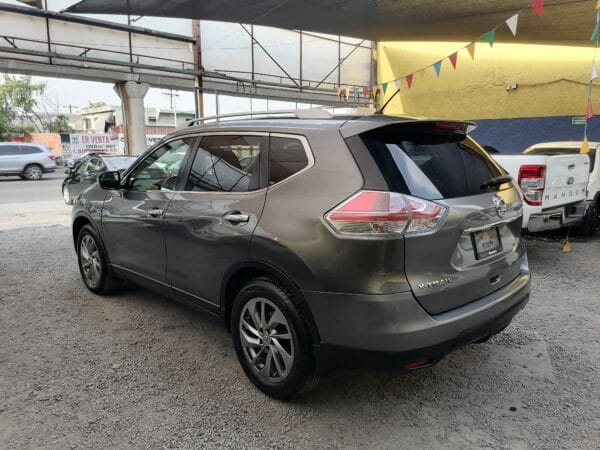 NISSAN XTRAIL ADVANCE 2017 3 FILAS