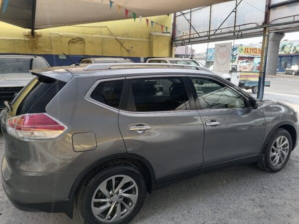 NISSAN XTRAIL ADVANCE 2017 3 FILAS