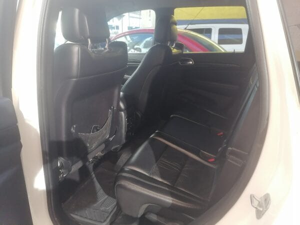 JEEP GRAND CHEROKEE 4X4 LAREDO