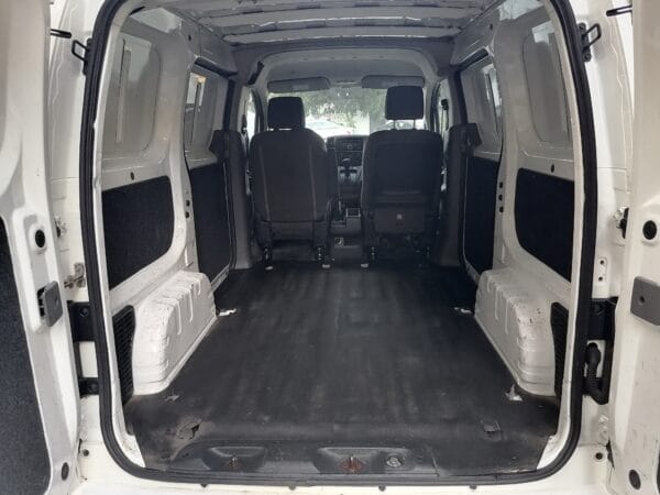 NISSAN NV200 2015
