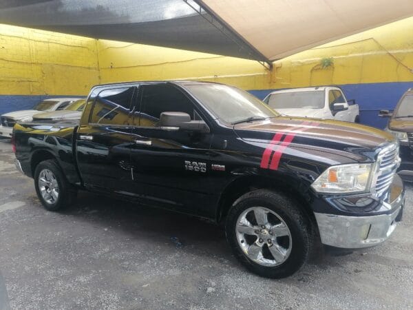 DODGE RAM 1500 BIG HORN 2015