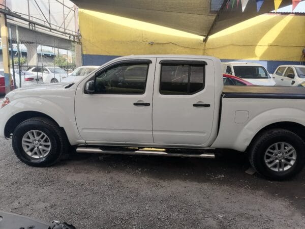 NISSAN FRONTIER 4X4 2016