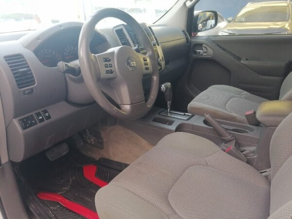 NISSAN FRONTIER 4X4 2016