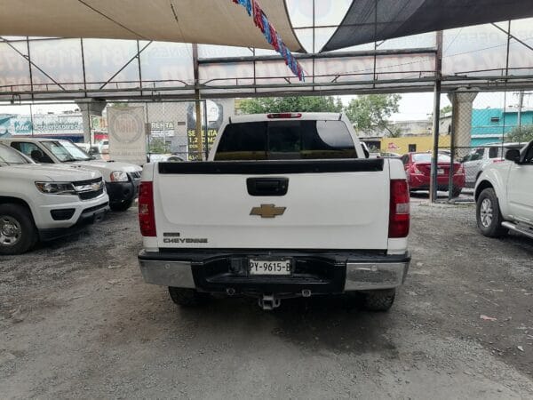 CHEVROLET CHEYENNE 2011