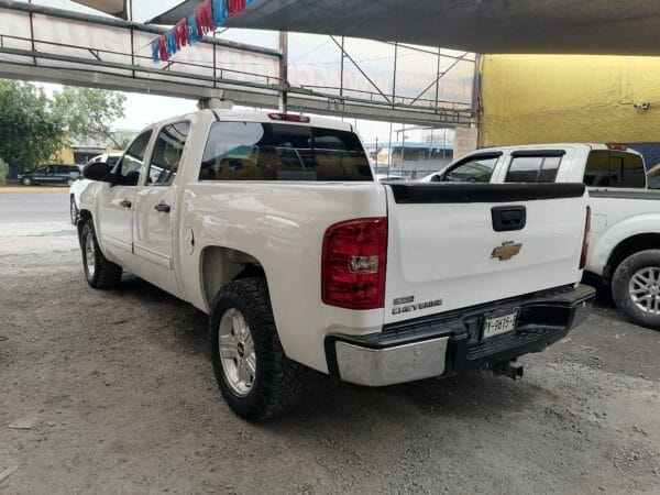 CHEVROLET CHEYENNE 2011