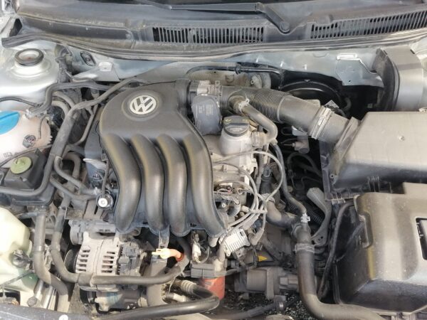 VOLKSWAGEN JETTA 2015 - Image 12