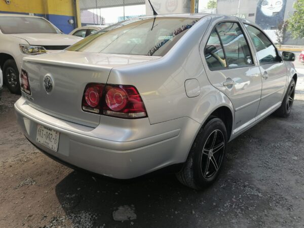 VOLKSWAGEN JETTA 2015 - Image 7