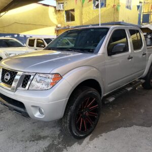 NISSAN FRONTIER DOBLE CABINA 2017