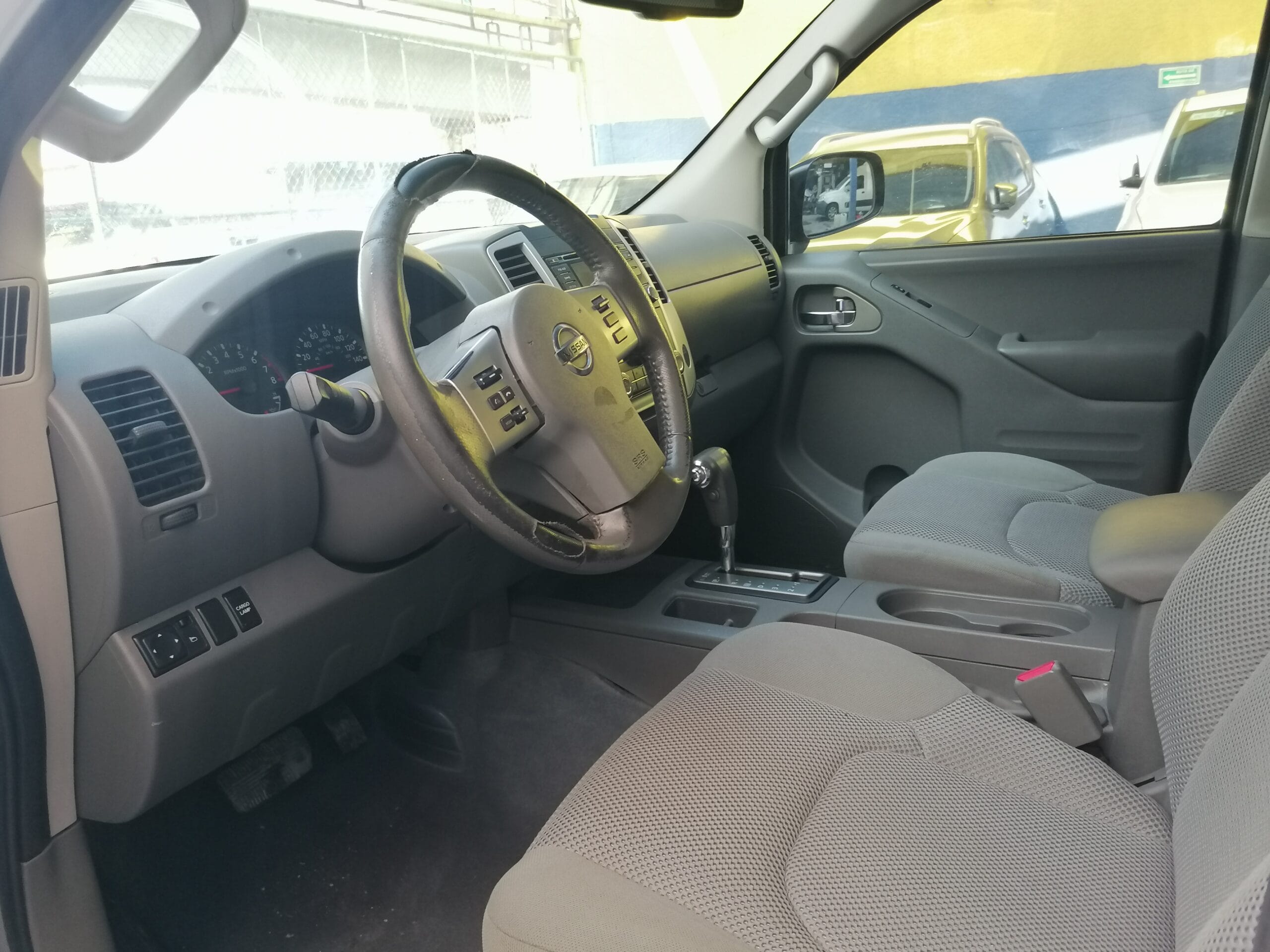 NISSAN FRONTIER DOBLE CABINA 2017 - Image 10
