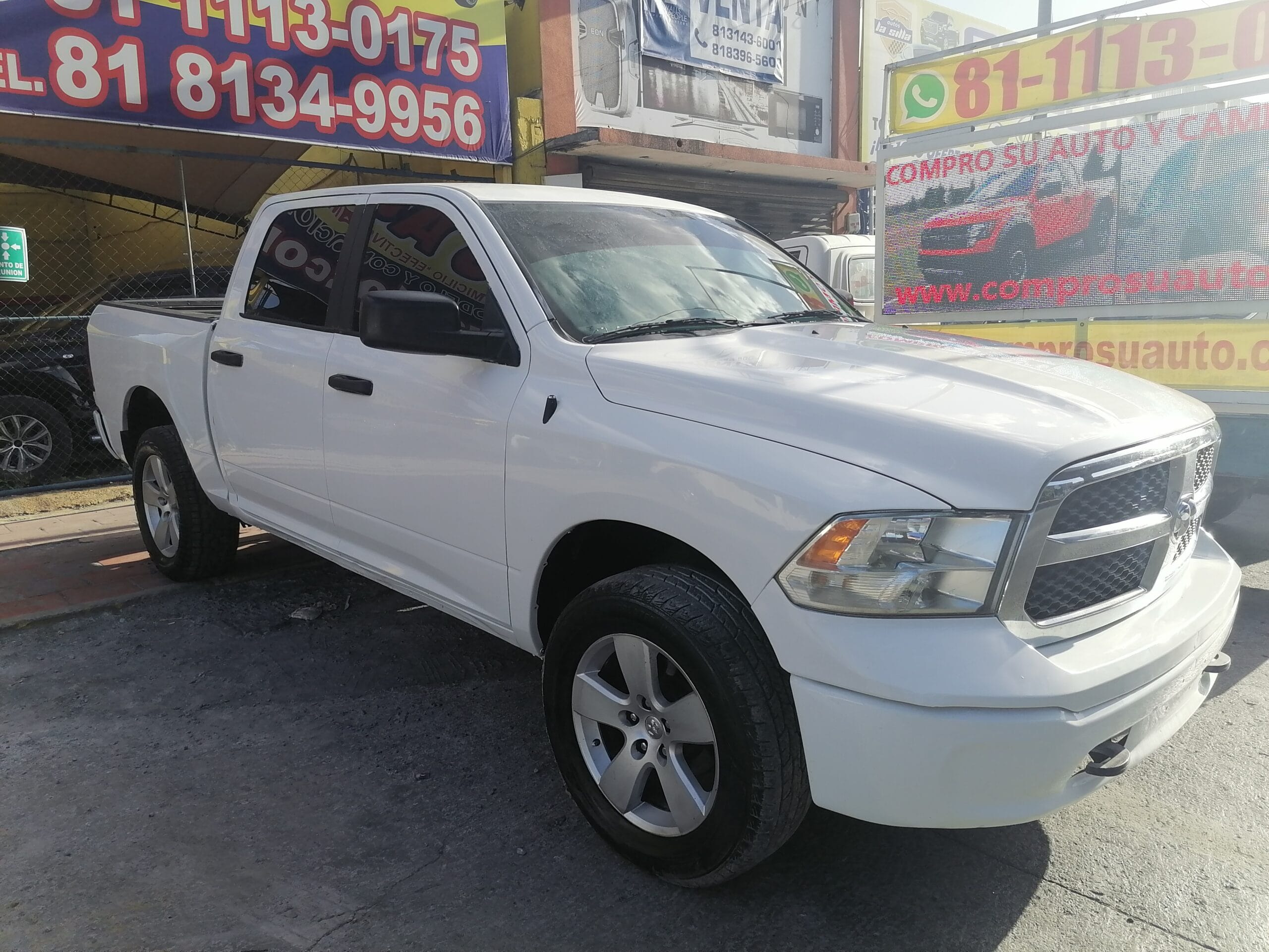 RAM 4X4 DOBLE CABINA MEXICANA 100% - Image 8
