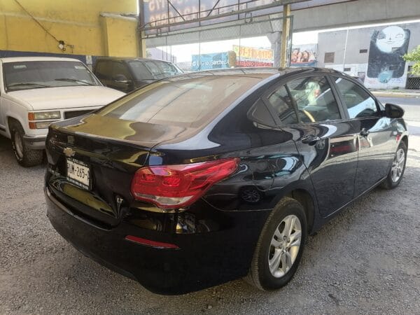 CHEVROLET CAVALIER LT 2019