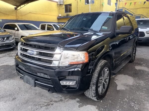 FORD EXPEDITION XLT 4X4 2016