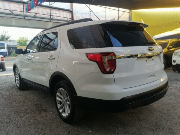 FORD EXPLORER 4X4 2017