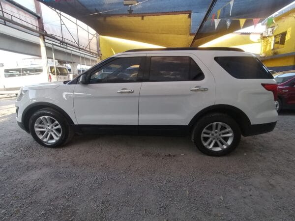 FORD EXPLORER 4X4 2017