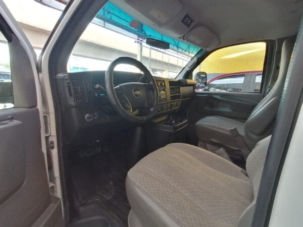 CHEVROLET EXPRESS VAN 2015 15 PASAJEROS