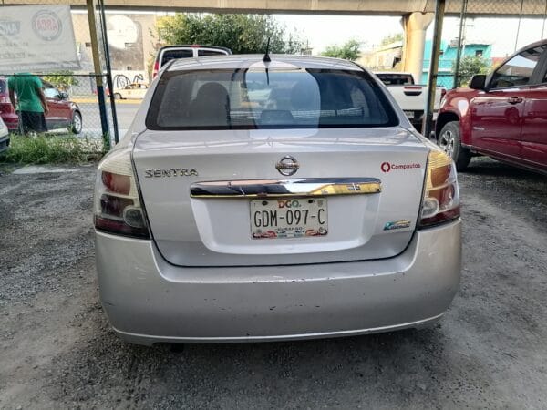 NISSAN SENTRA 2011