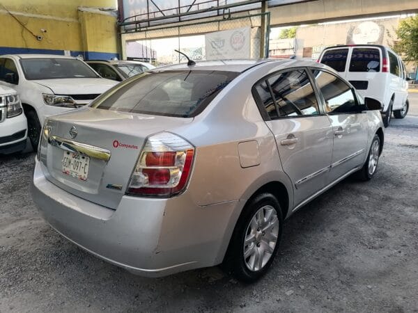 NISSAN SENTRA 2011