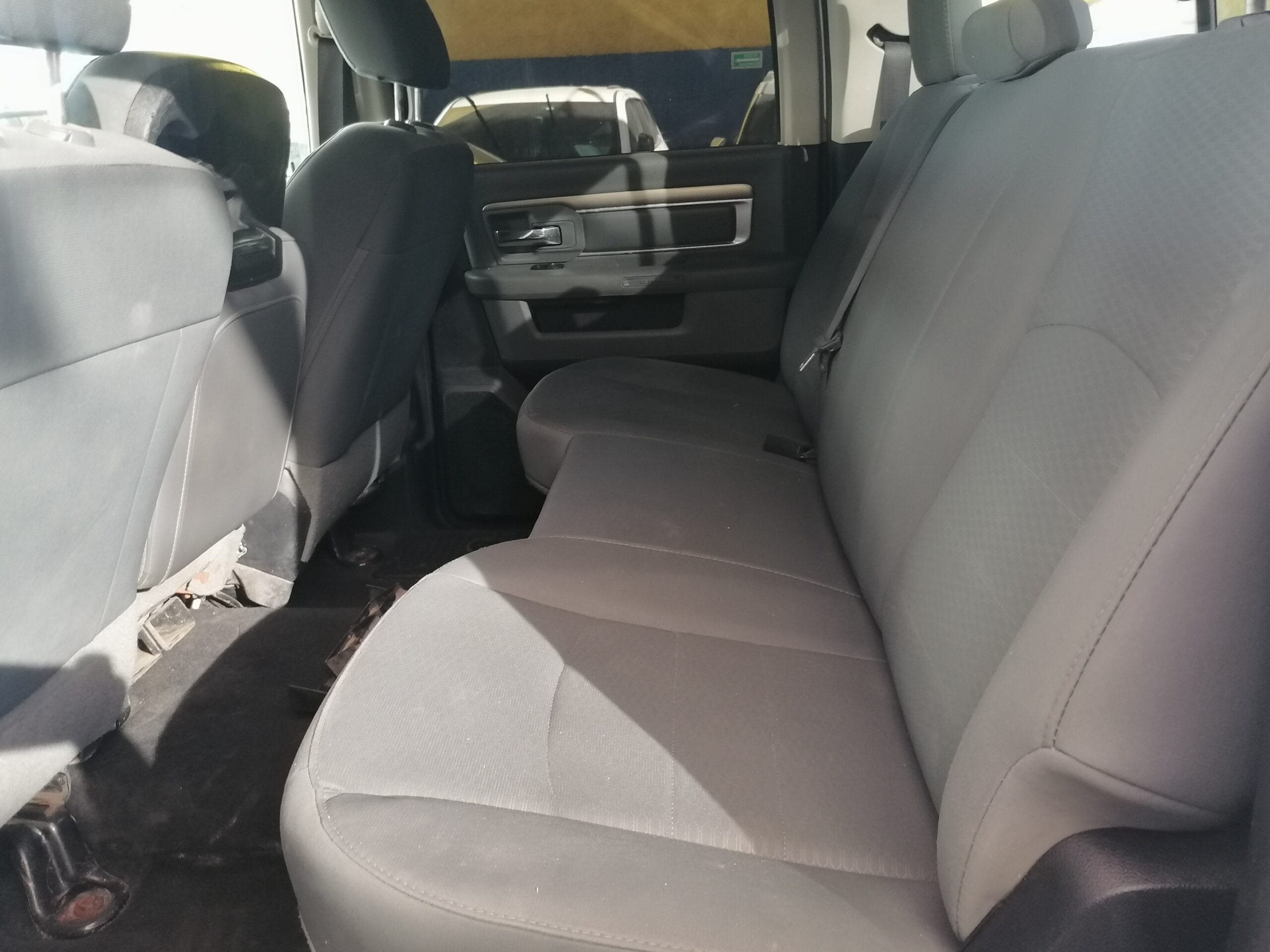 RAM 4X4 DOBLE CABINA MEXICANA 100% - Image 11