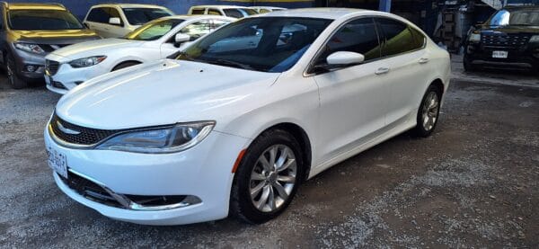 CHRYSLER 200C 2015