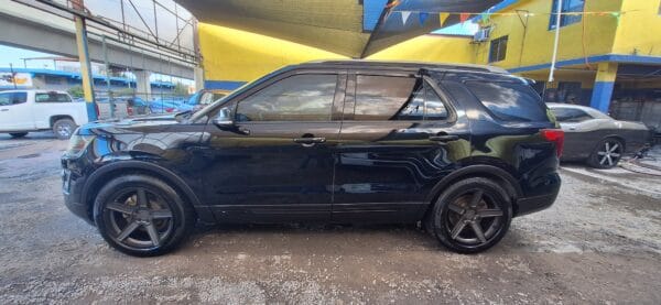FORD EXPLORER SPORT 2017