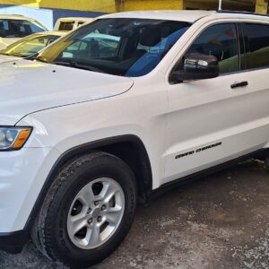 JEEP GRAND CHEROKEE LAREDO 2017