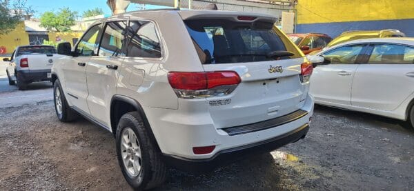 JEEP GRAND CHEROKEE LAREDO 2017