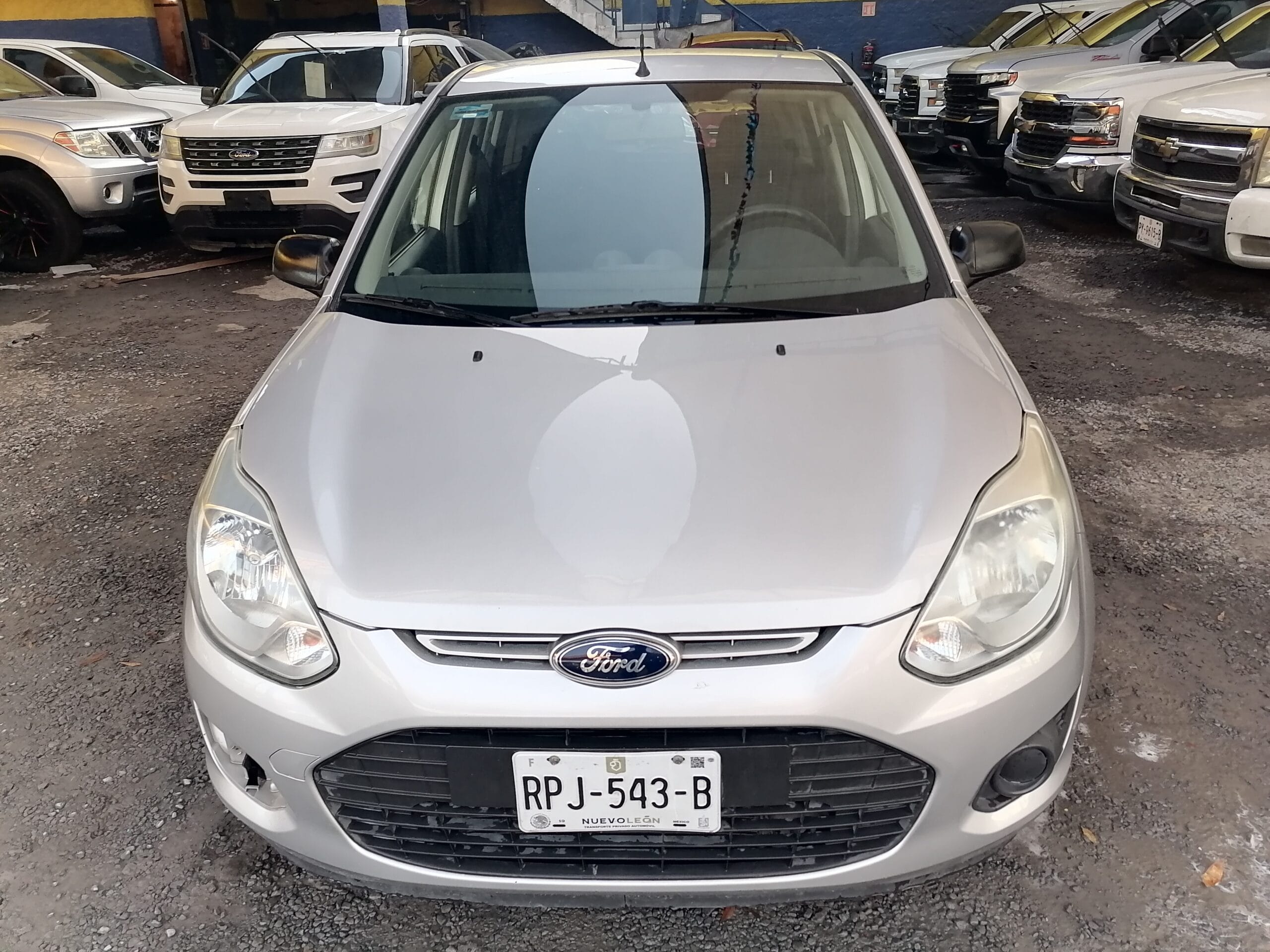 Ford IKON 2013 - Image 3