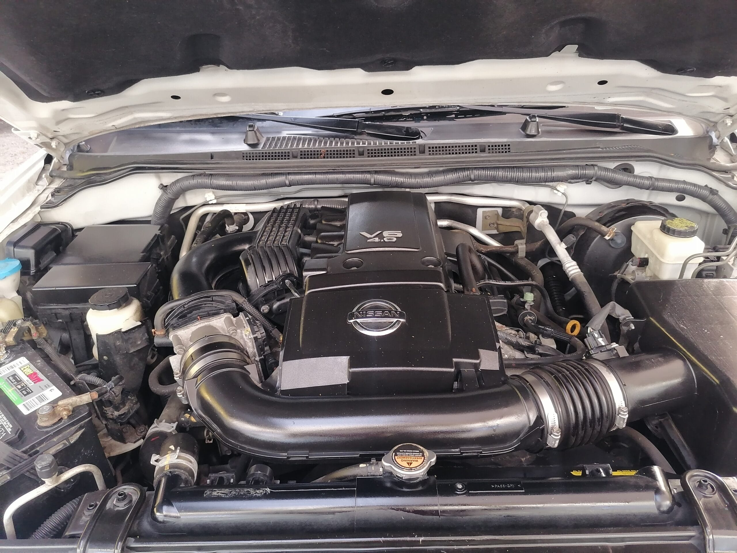 Nissan FRONTIER DOBLE CABINA 2016 - Image 11