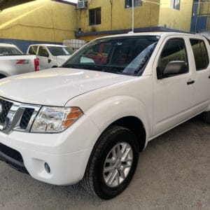 Nissan FRONTIER DOBLE CABINA 2016