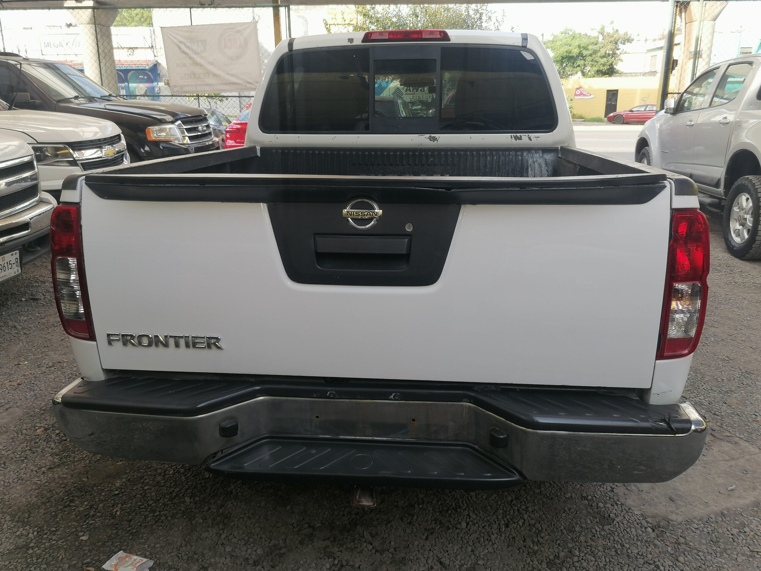 Nissan FRONTIER DOBLE CABINA 2016 - Image 6