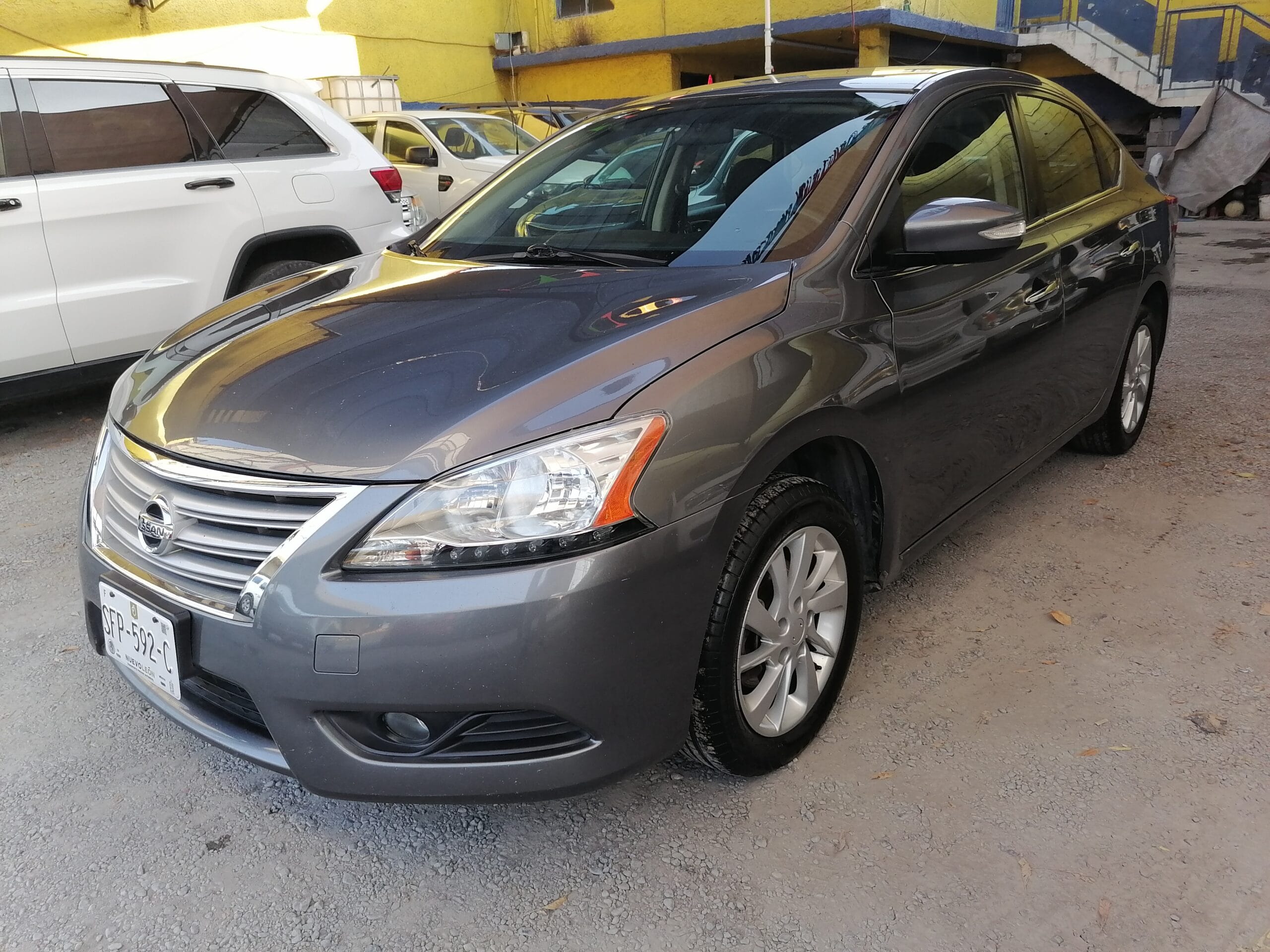 NISSAN SENTRA ADVANCE 2016