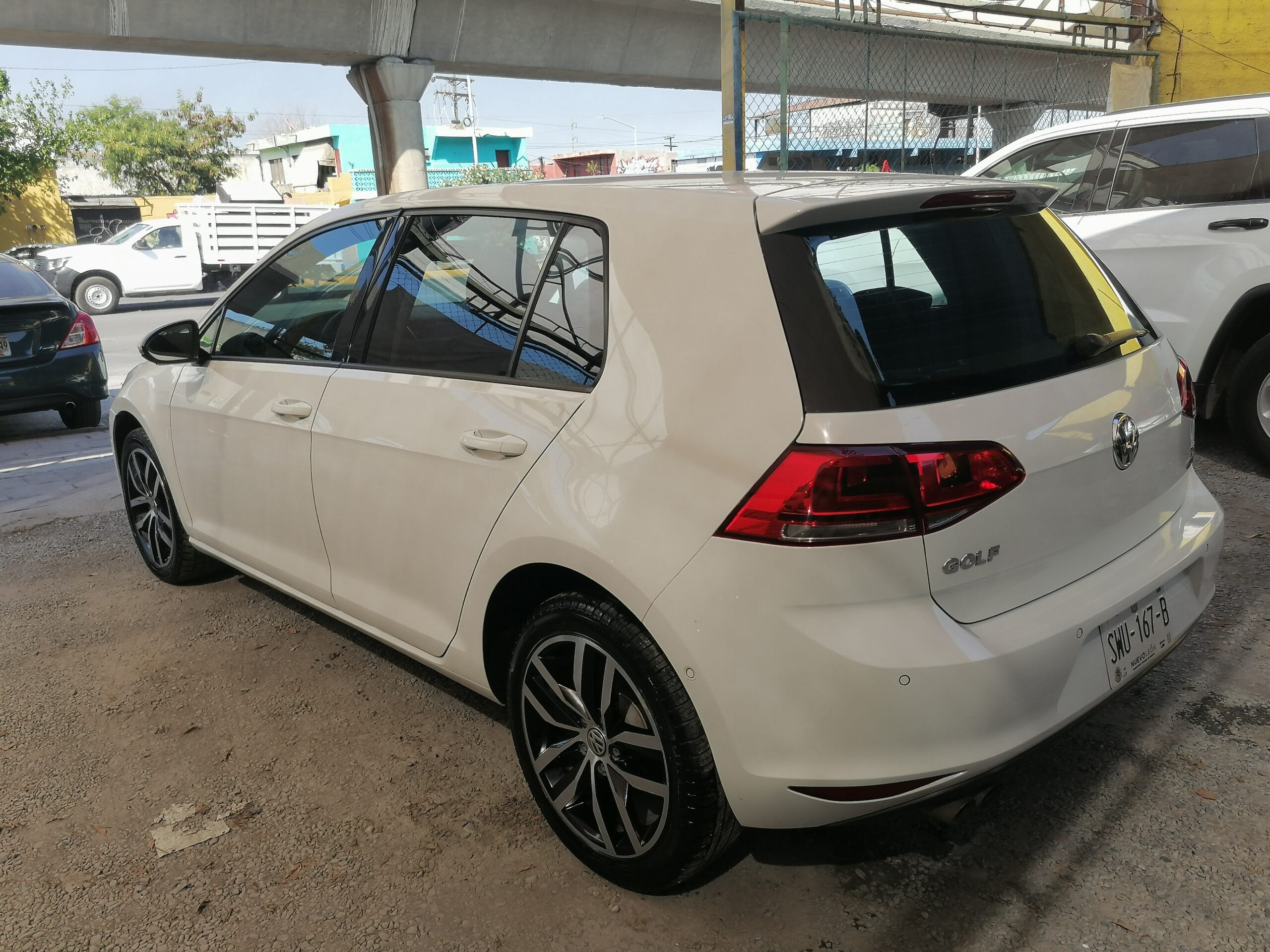 Volkswagen Golf Highline 2016 - Image 9