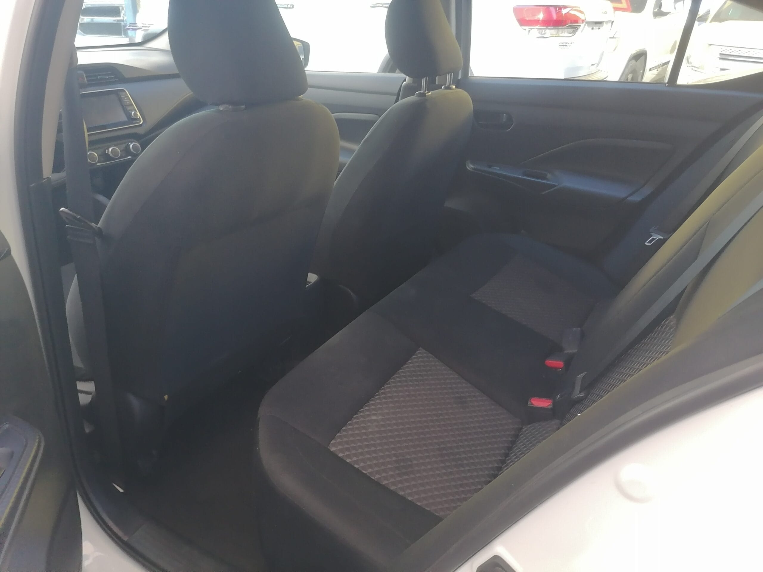 Nissan Versa Sense 2024 - Image 11