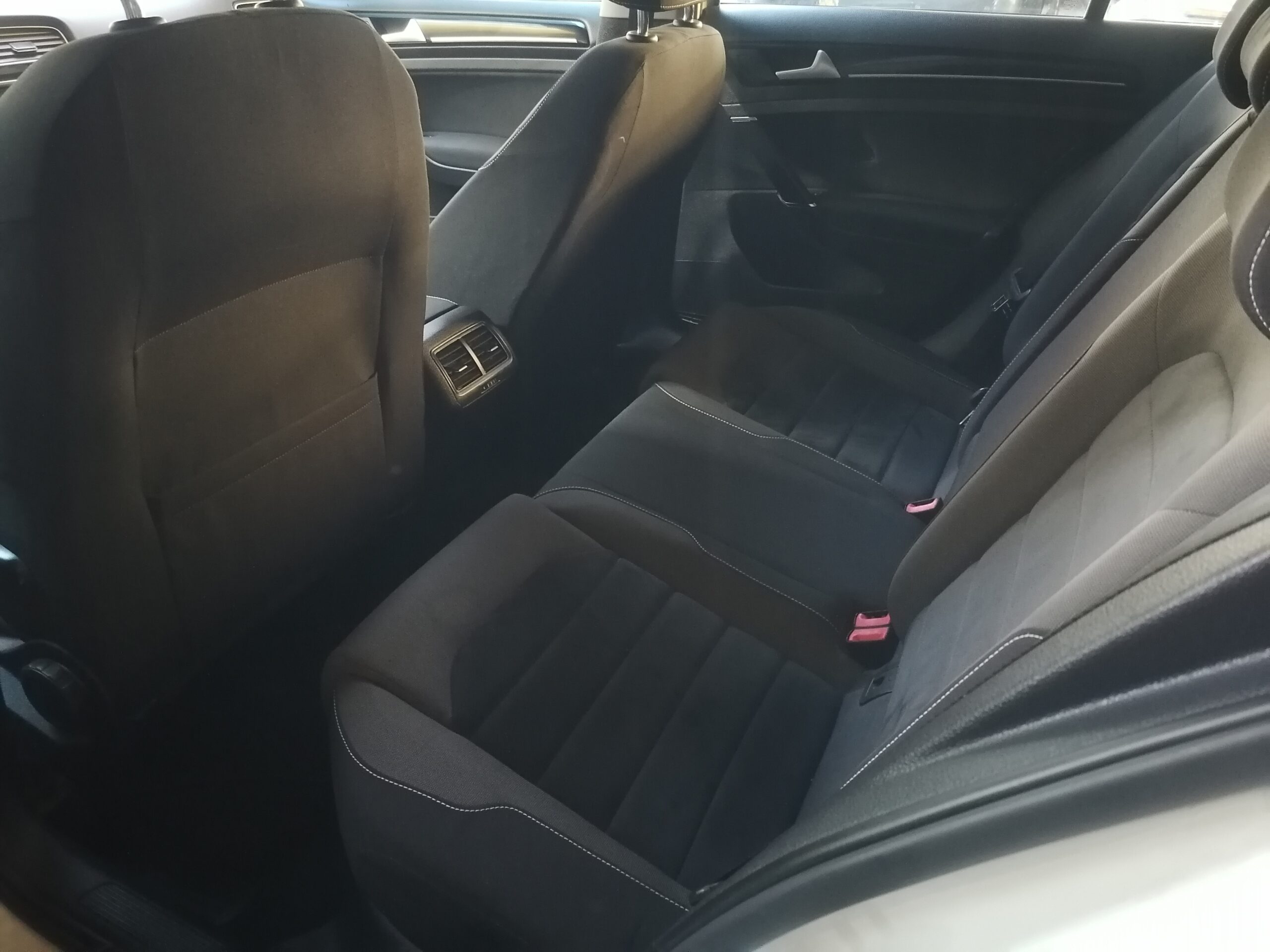 Volkswagen Golf Highline 2016 - Image 12