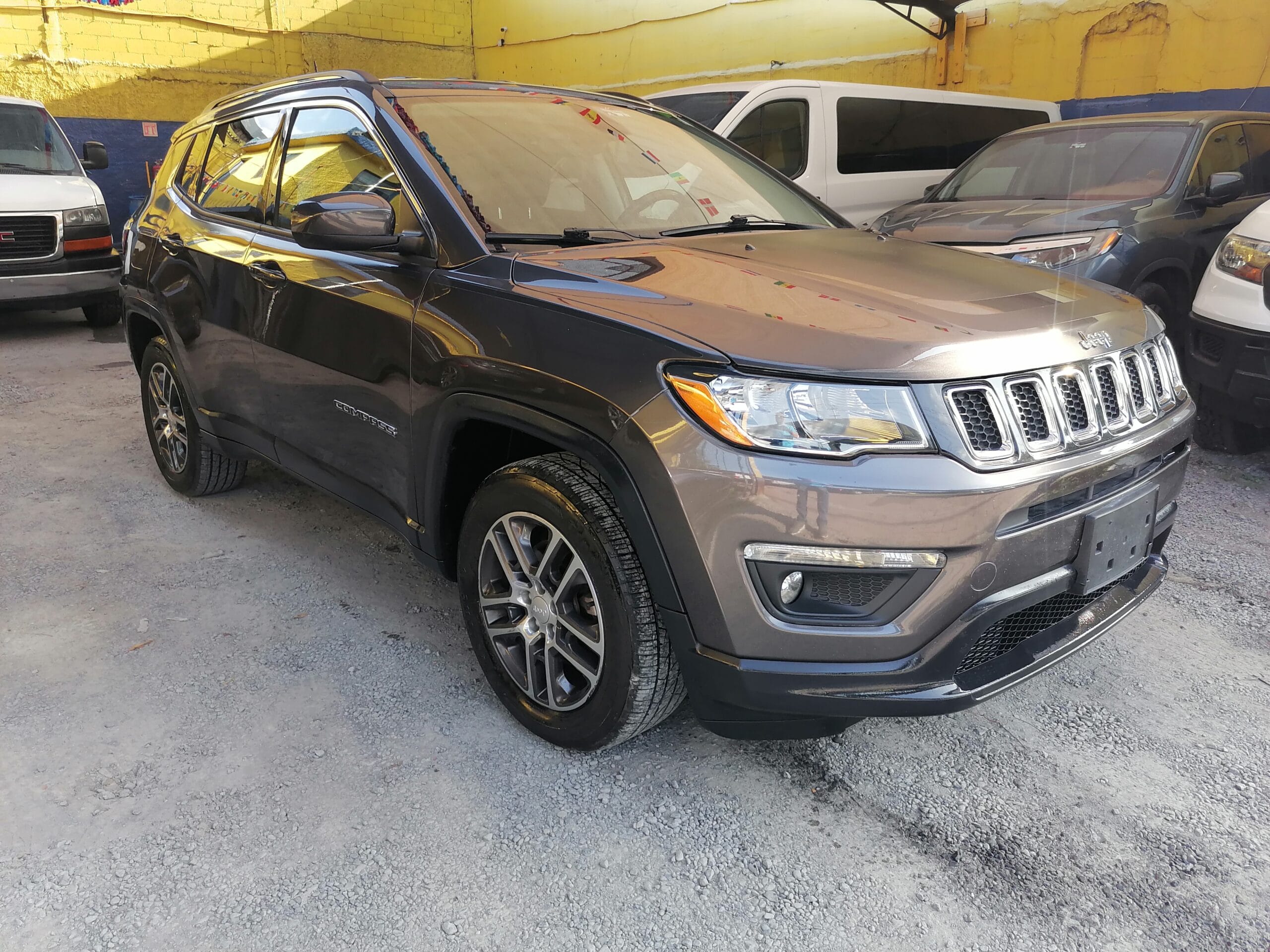 JEEP COMPASS LATITUDE 2018 - Image 4