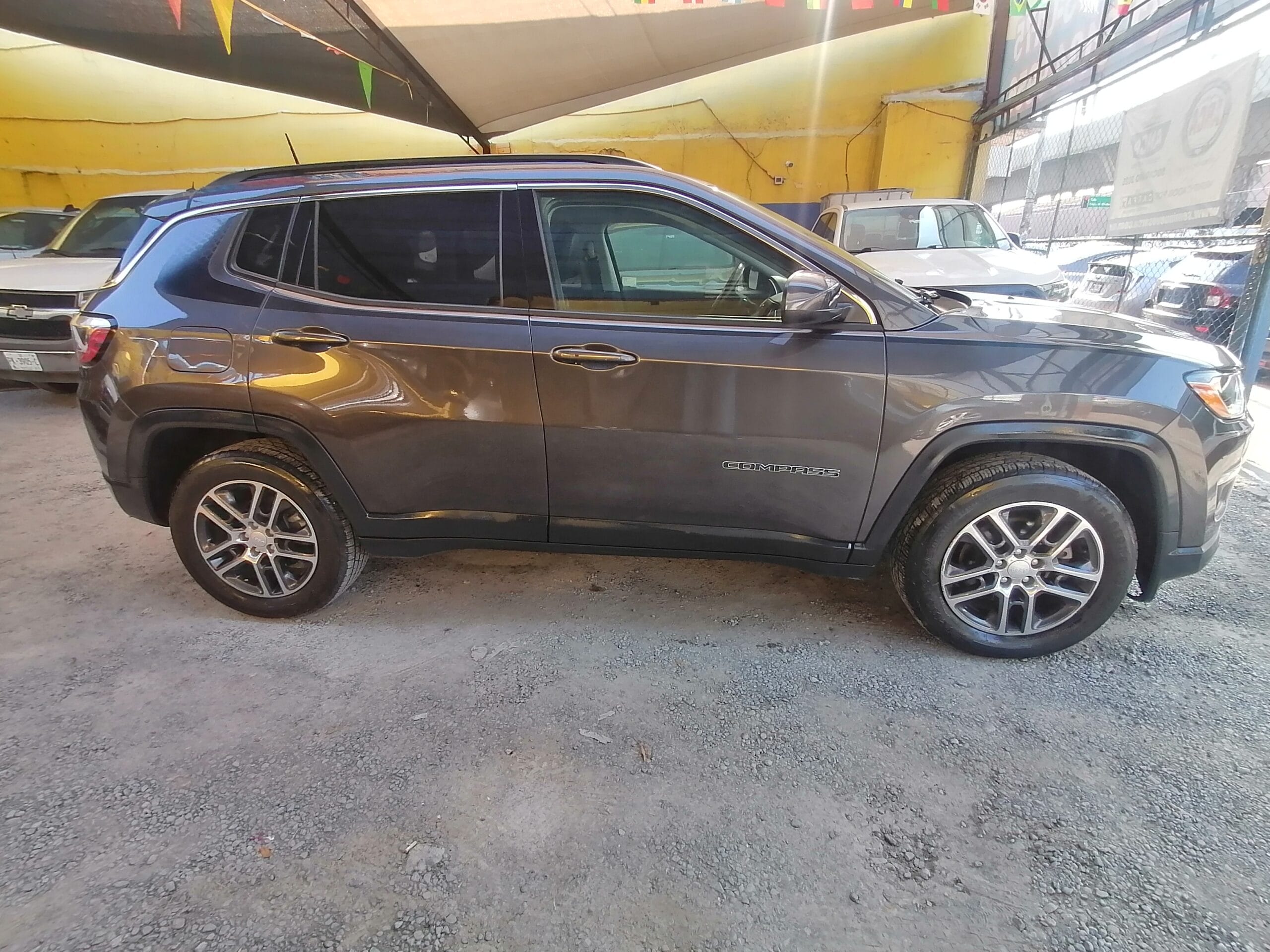 JEEP COMPASS LATITUDE 2018 - Image 8