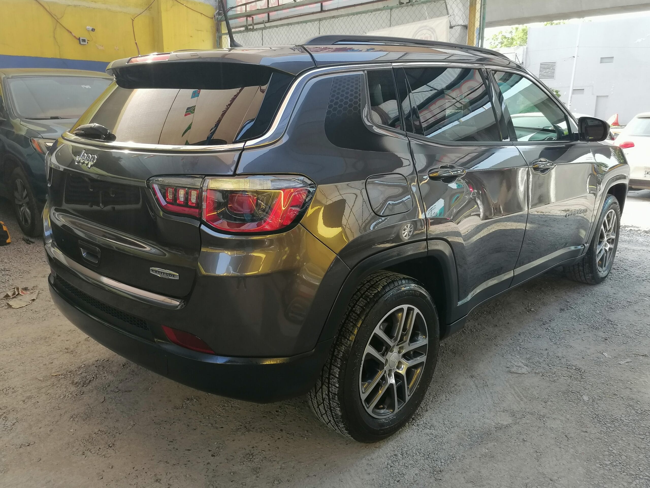 JEEP COMPASS LATITUDE 2018 - Image 5