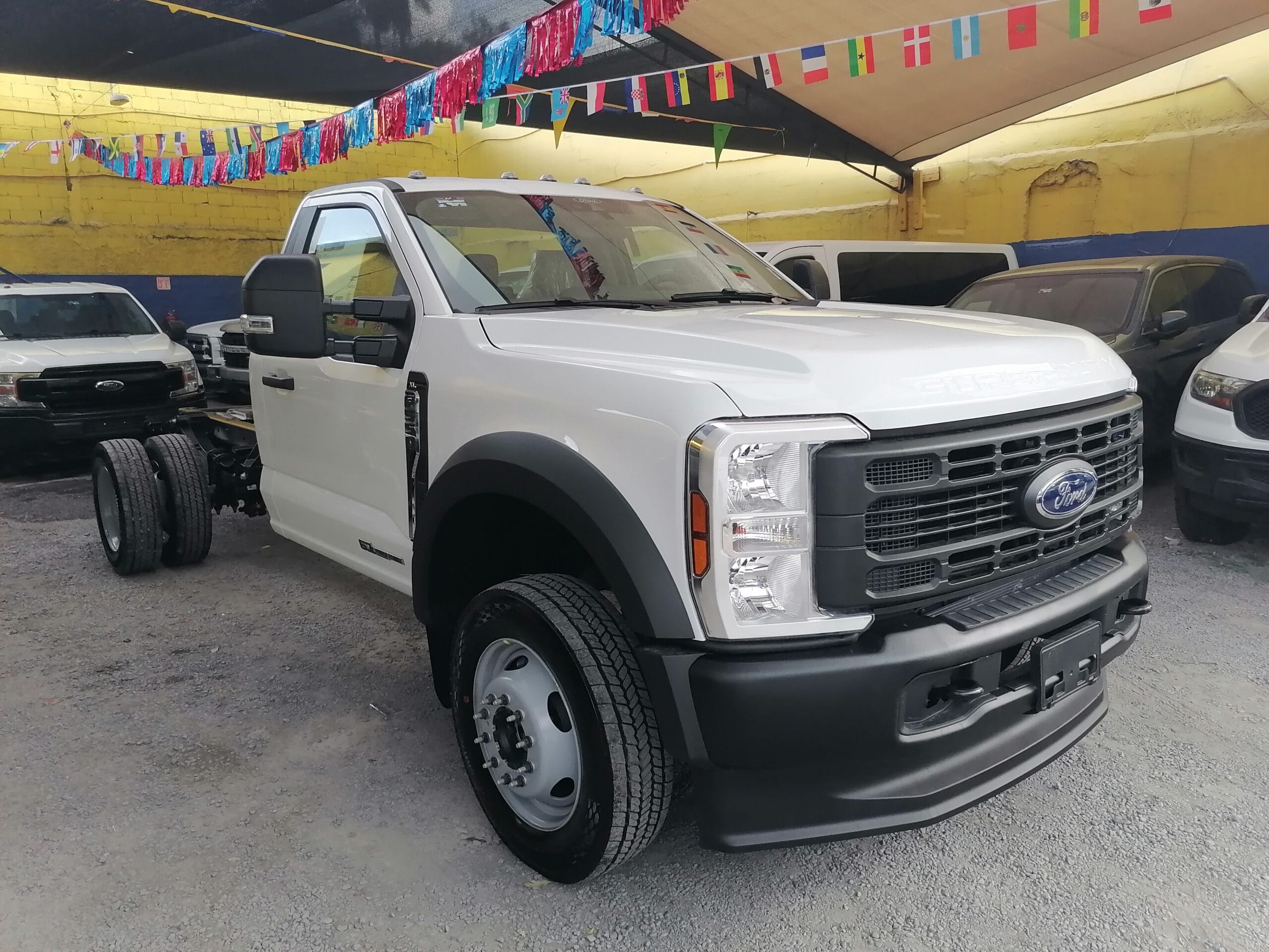 F550 XL DIESEL 2026 - Image 3