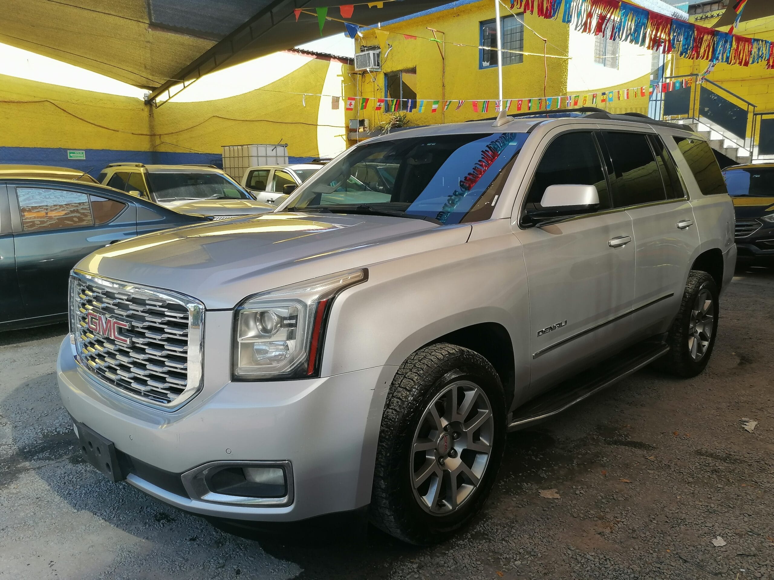 YUKON DENALI 4X4 2018
