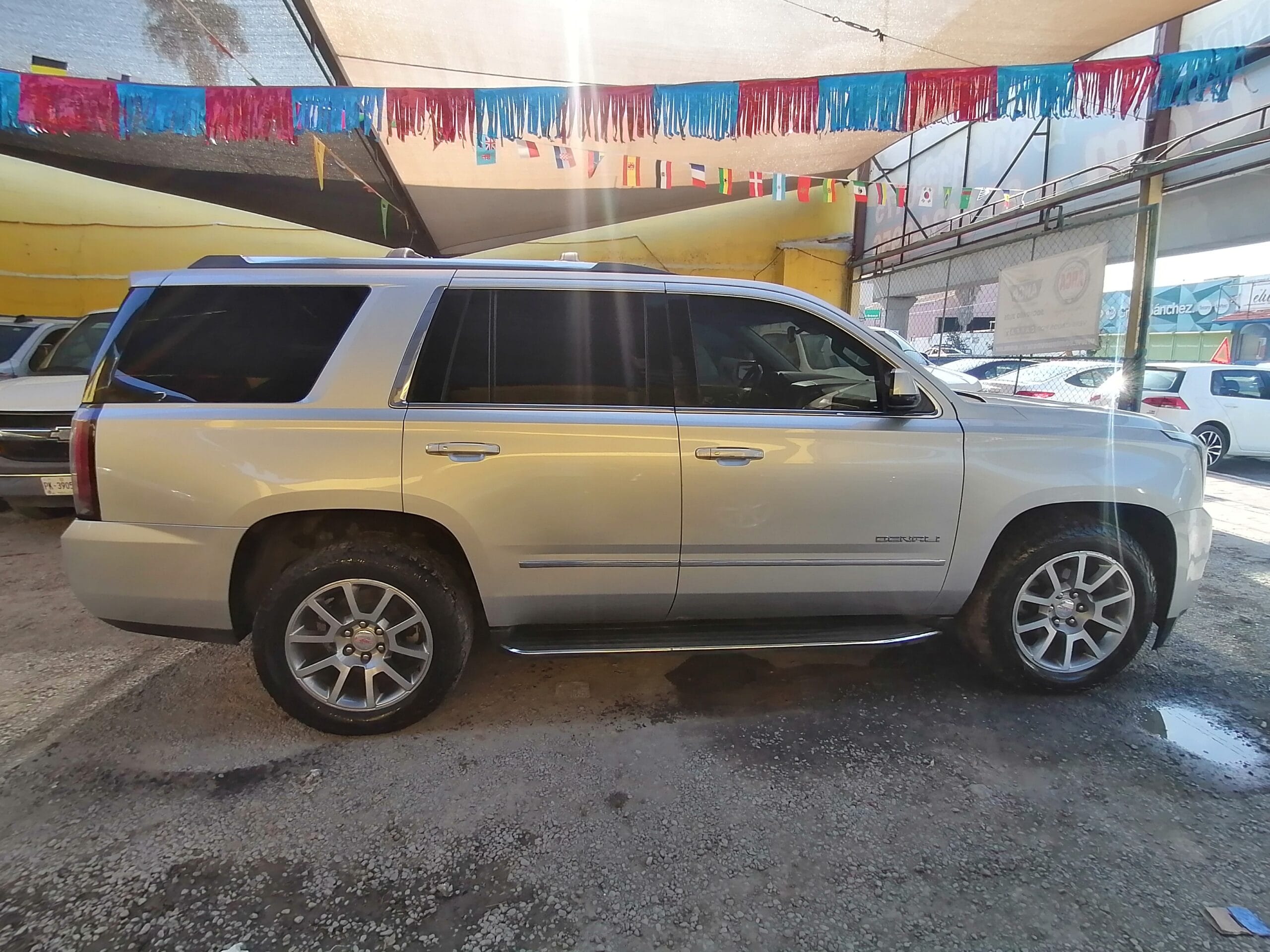 YUKON DENALI 4X4 2018 - Image 5