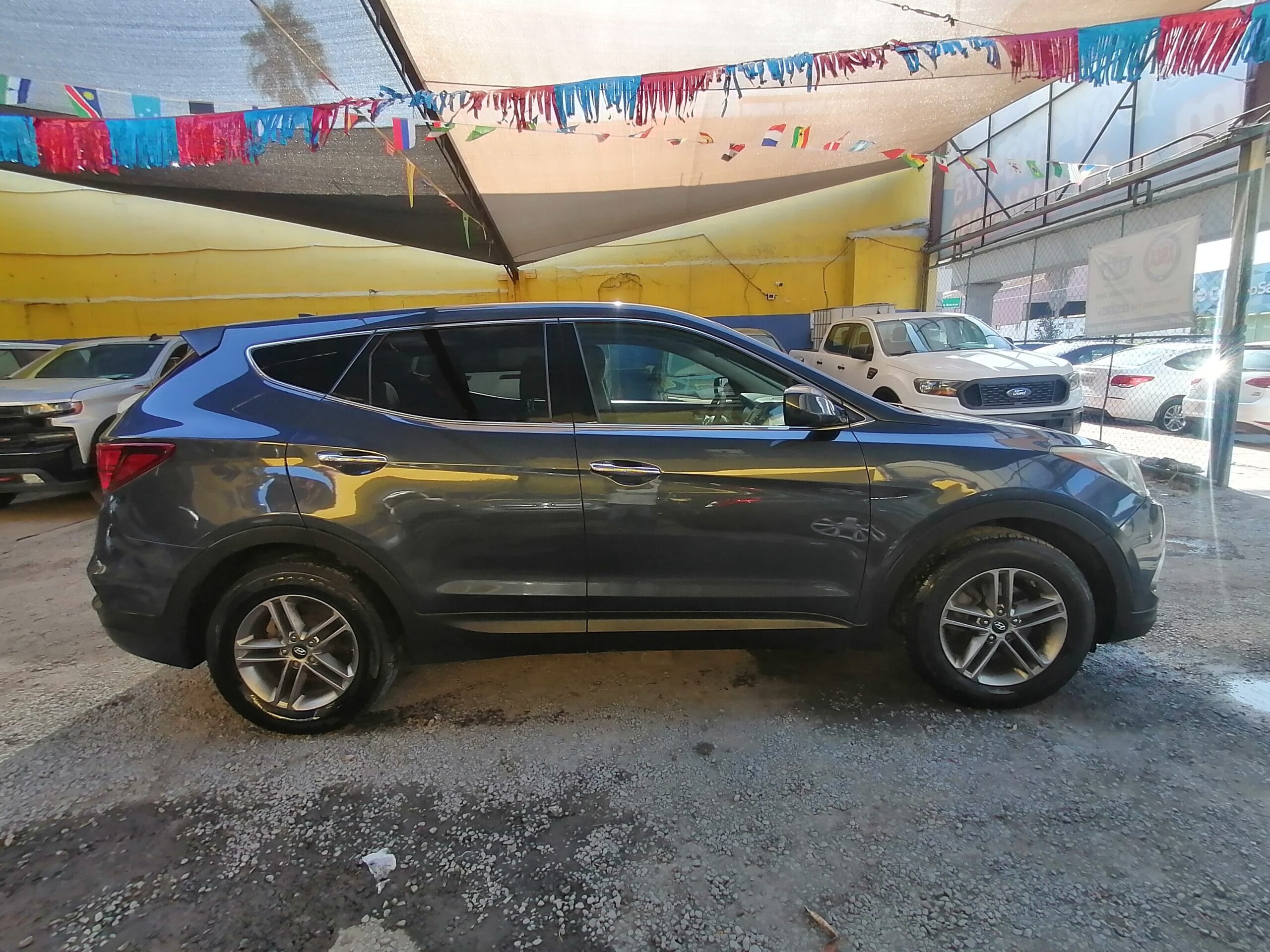 HYUNDAI SANTA FE 2017 - Image 5