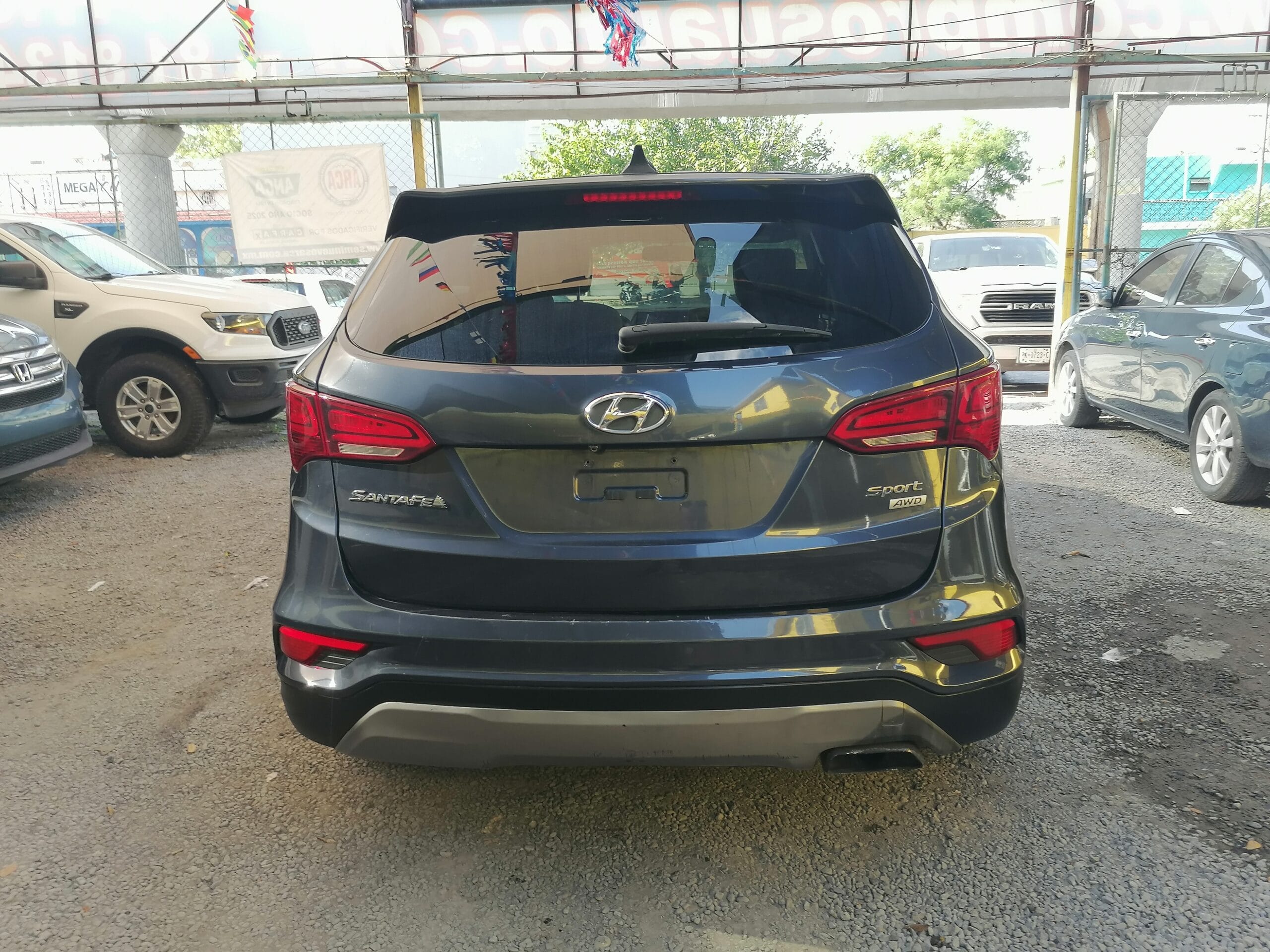 HYUNDAI SANTA FE 2017 - Image 7