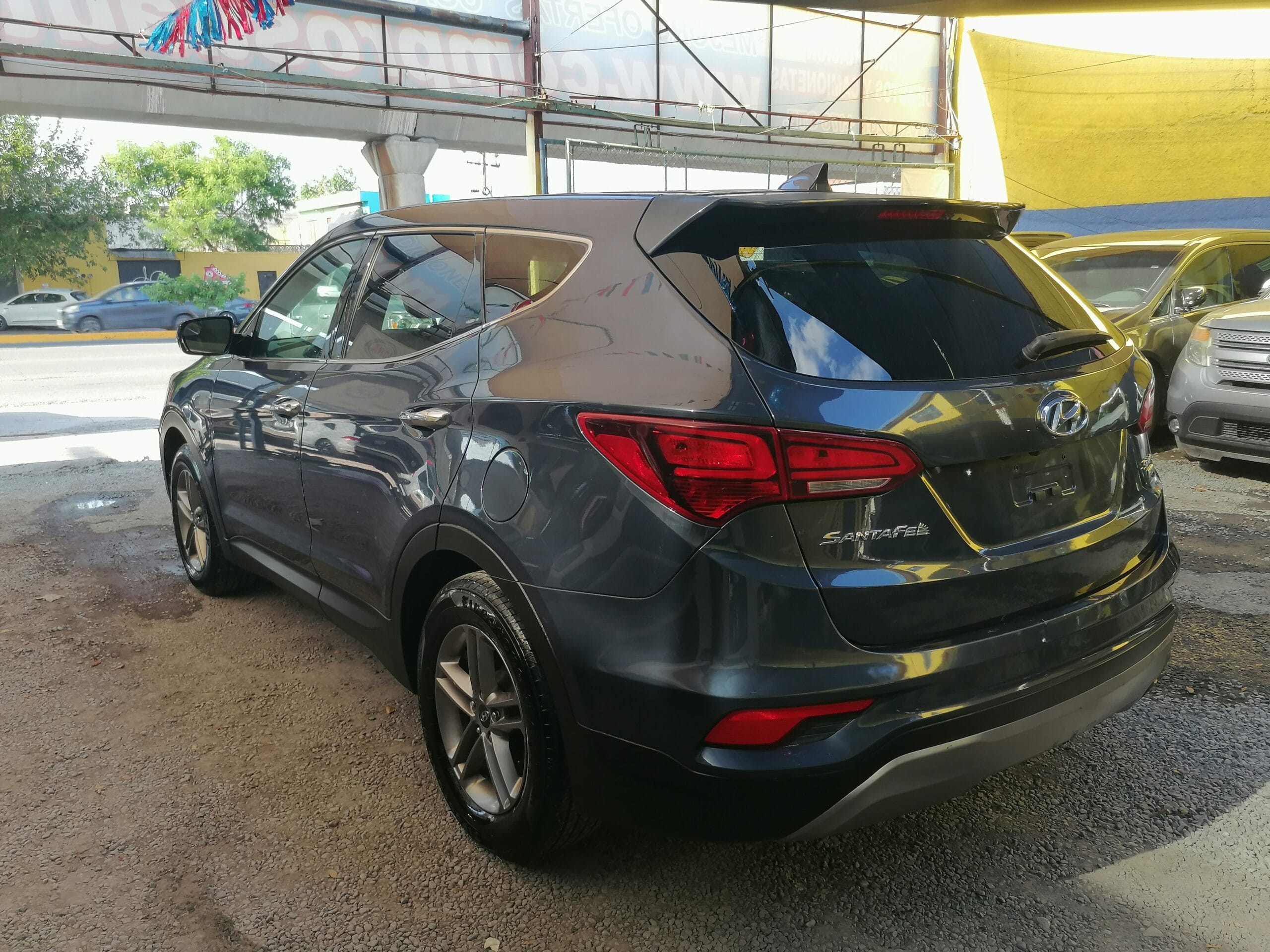 HYUNDAI SANTA FE 2017 - Image 8