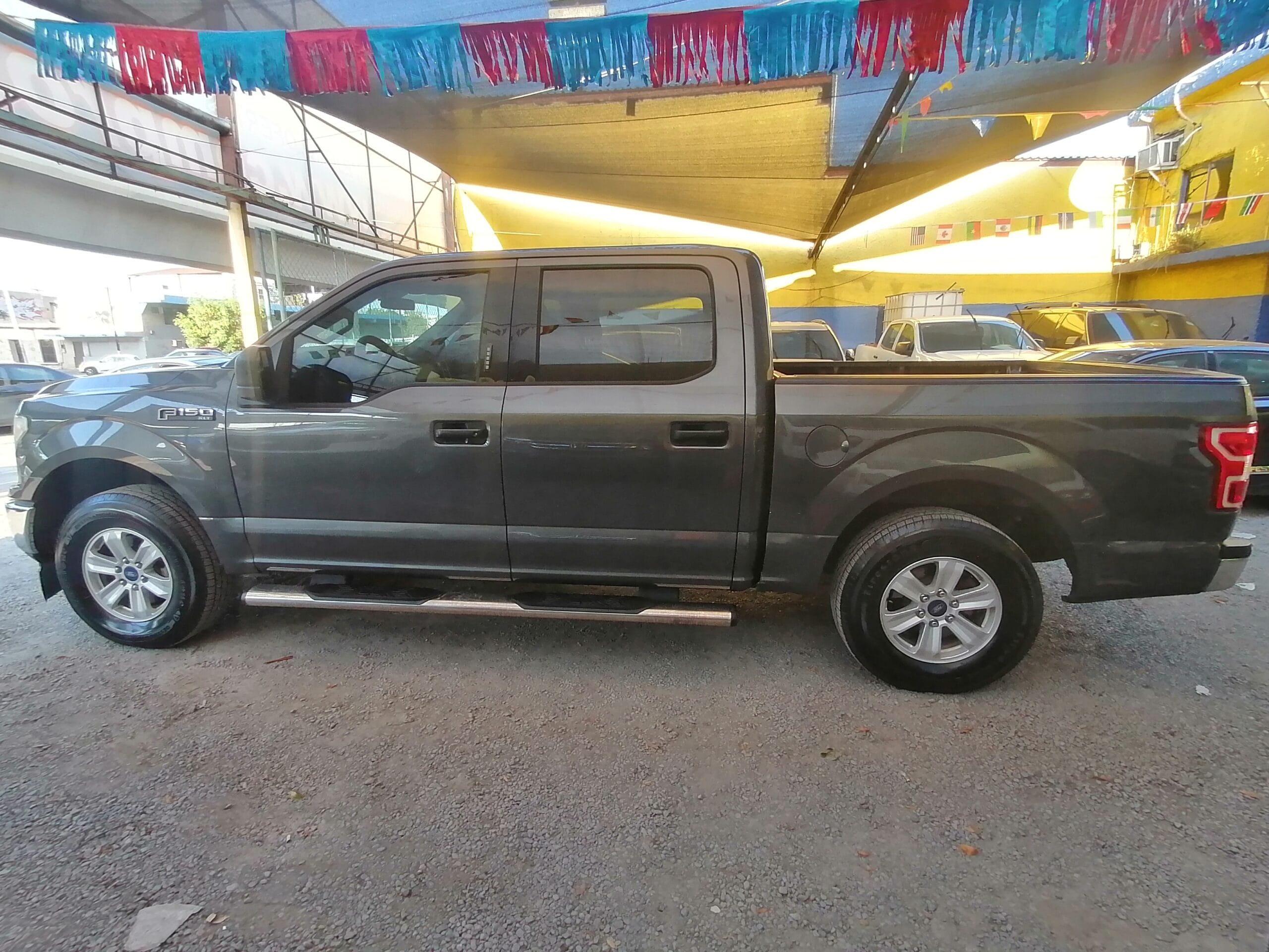 FORD F150 XLT 2018 DOBLE CABINA - Image 6