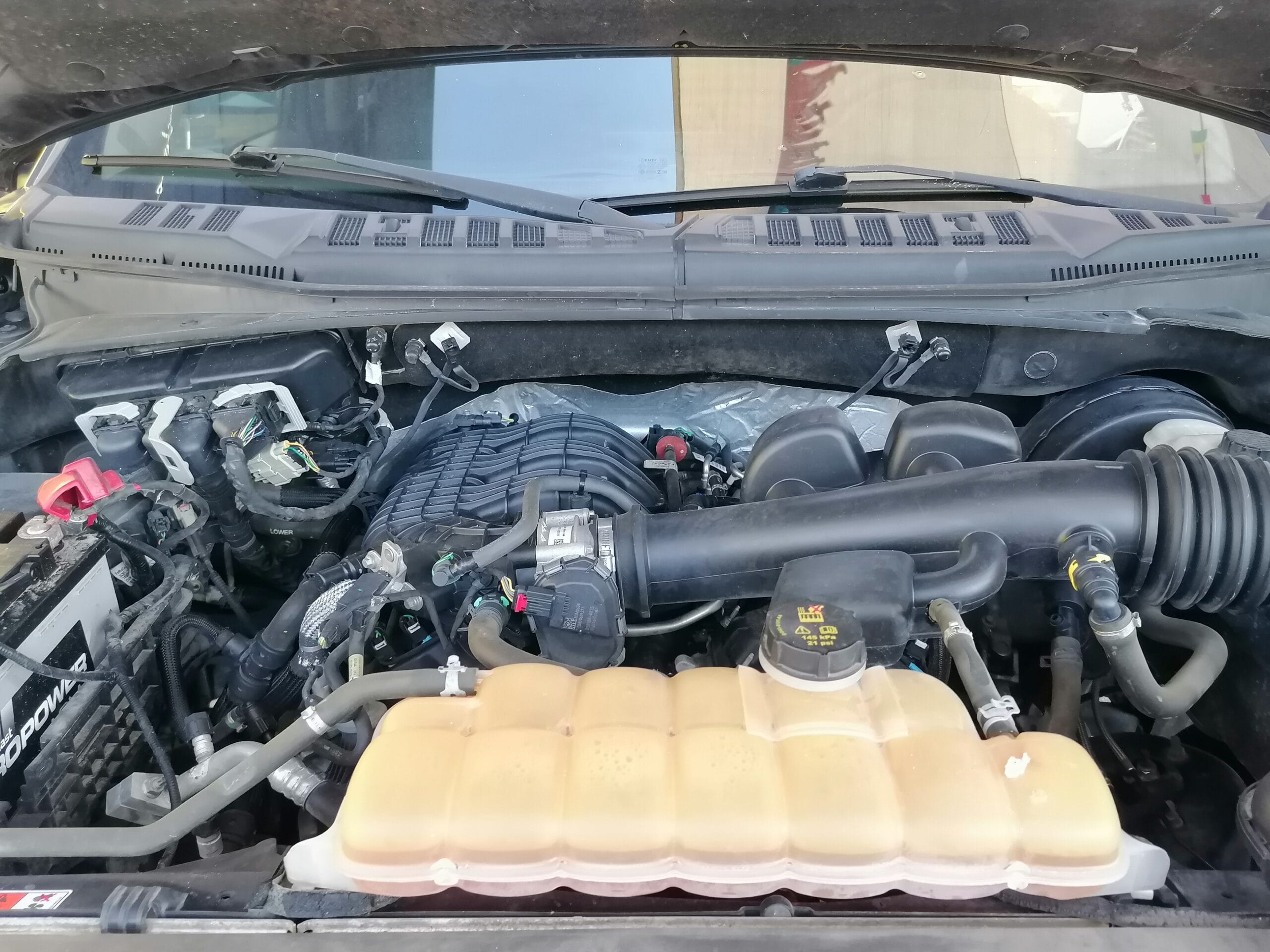FORD F150 XLT 2018 DOBLE CABINA - Image 9