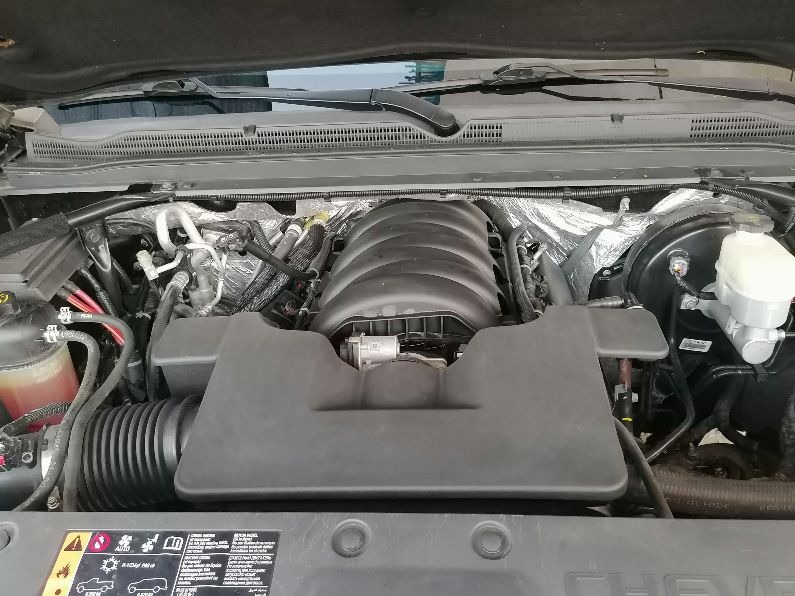 CHEVROLET SUBURBAN 2018 - Image 12