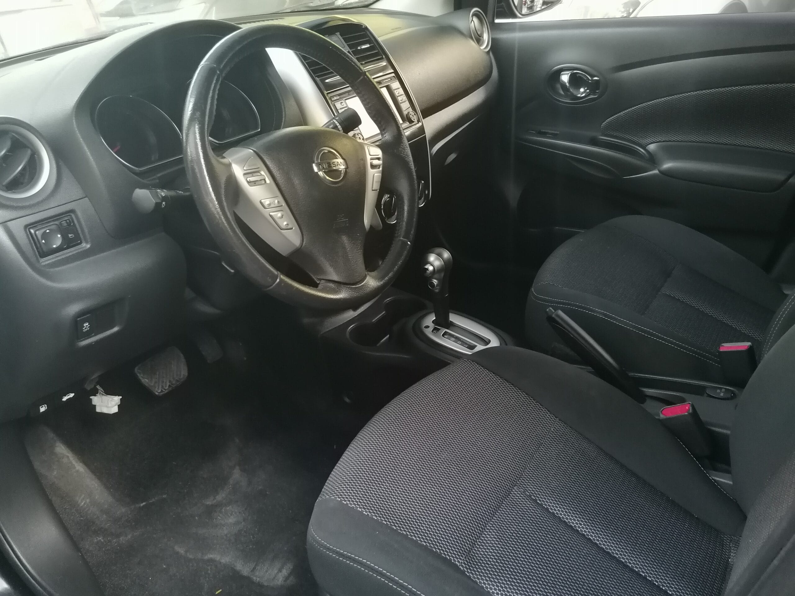 NISSAN VERSA ADVANCE 2017 - Image 9